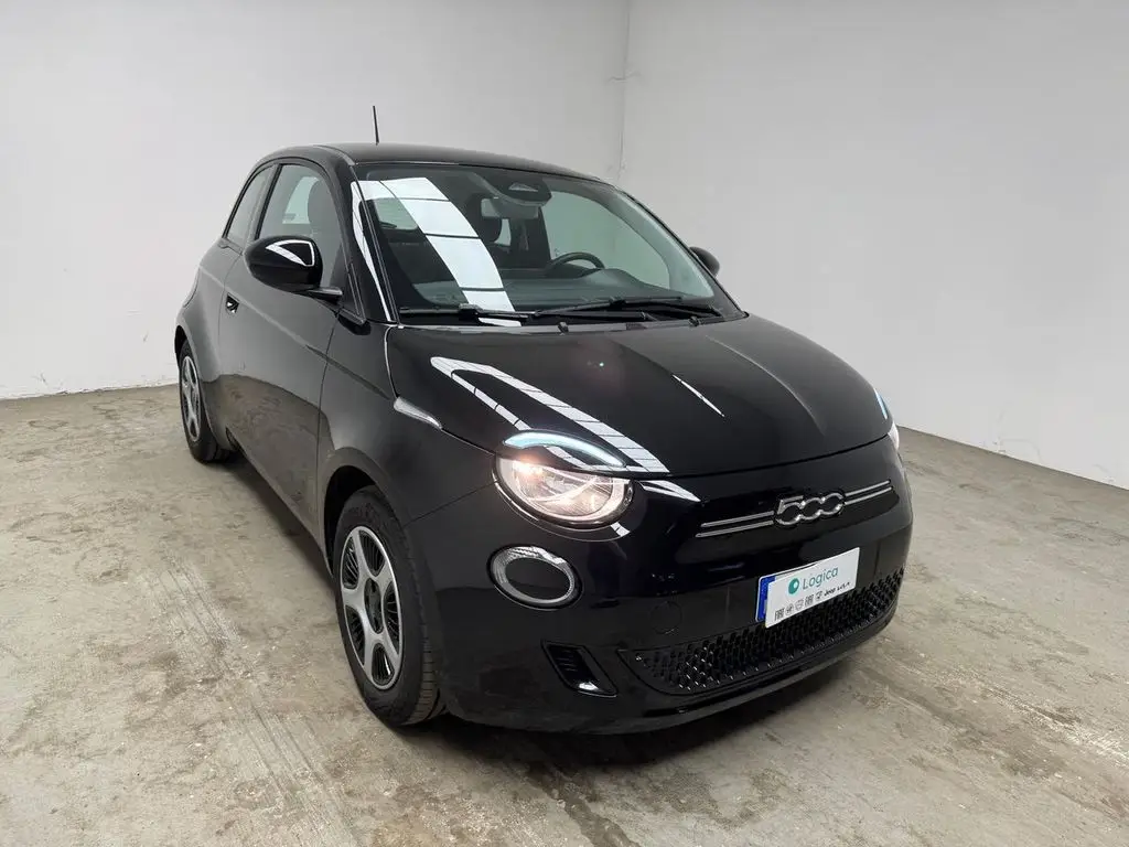 Photo 1 : Fiat 500 2021 Non renseigné