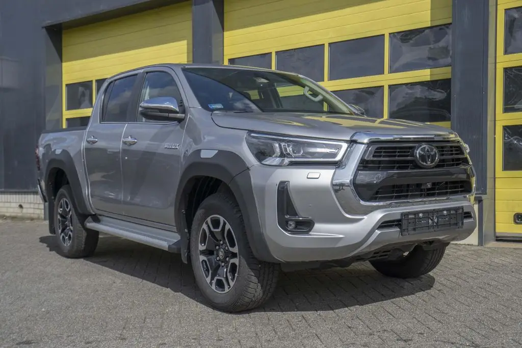 Photo 1 : Toyota Hilux 2024 Diesel