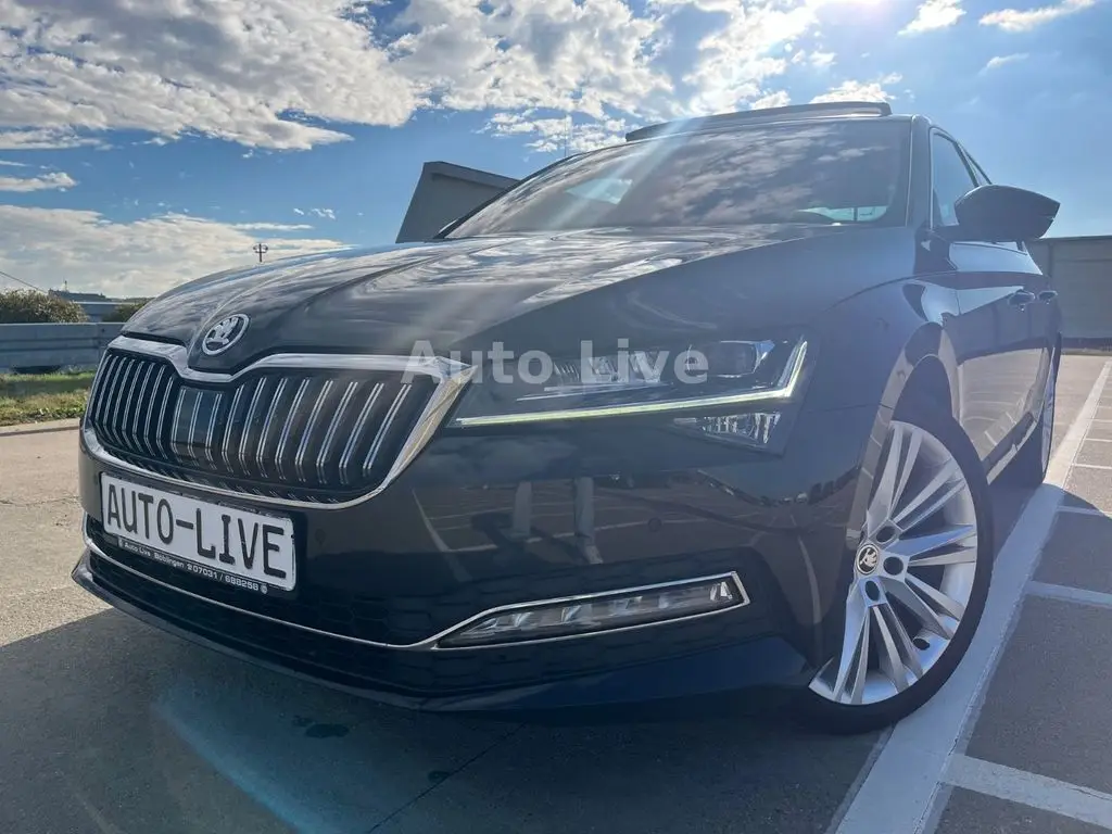 Photo 1 : Skoda Superb 2021 Diesel