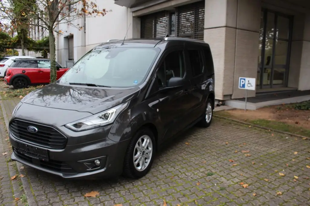 Photo 1 : Ford Tourneo 2021 Diesel