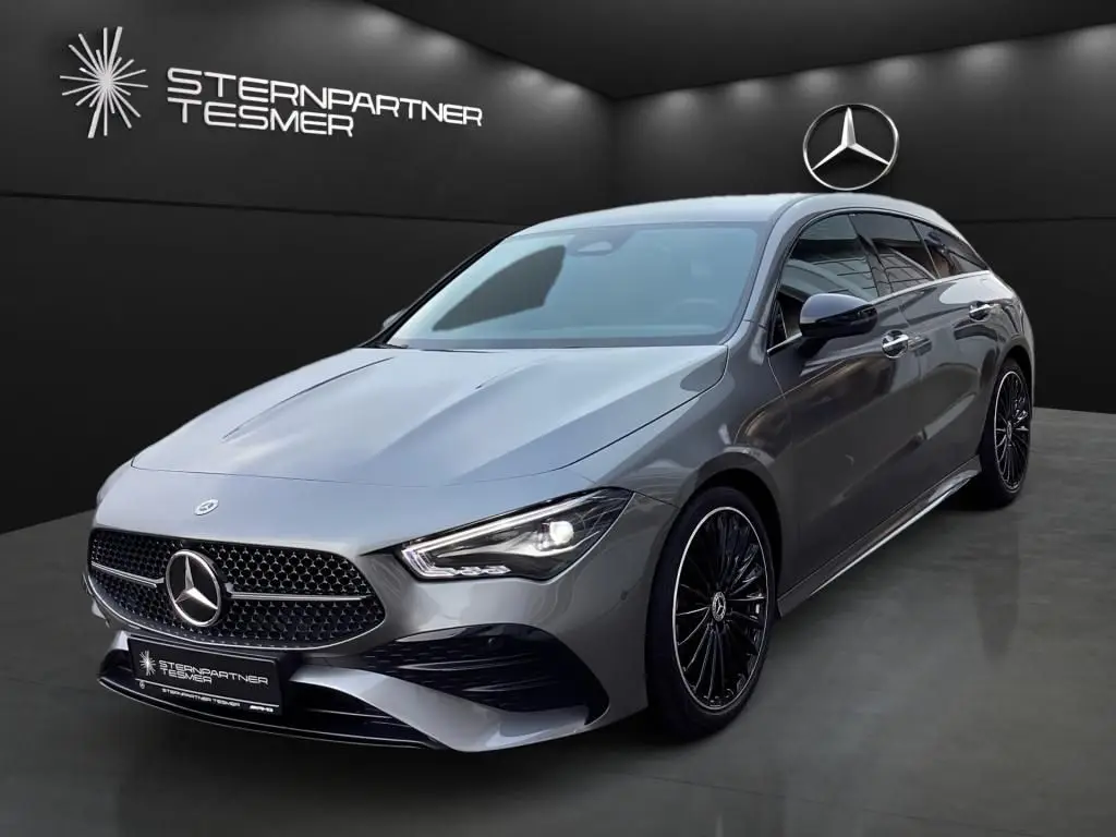 Photo 1 : Mercedes-benz Classe Cla 2023 Essence