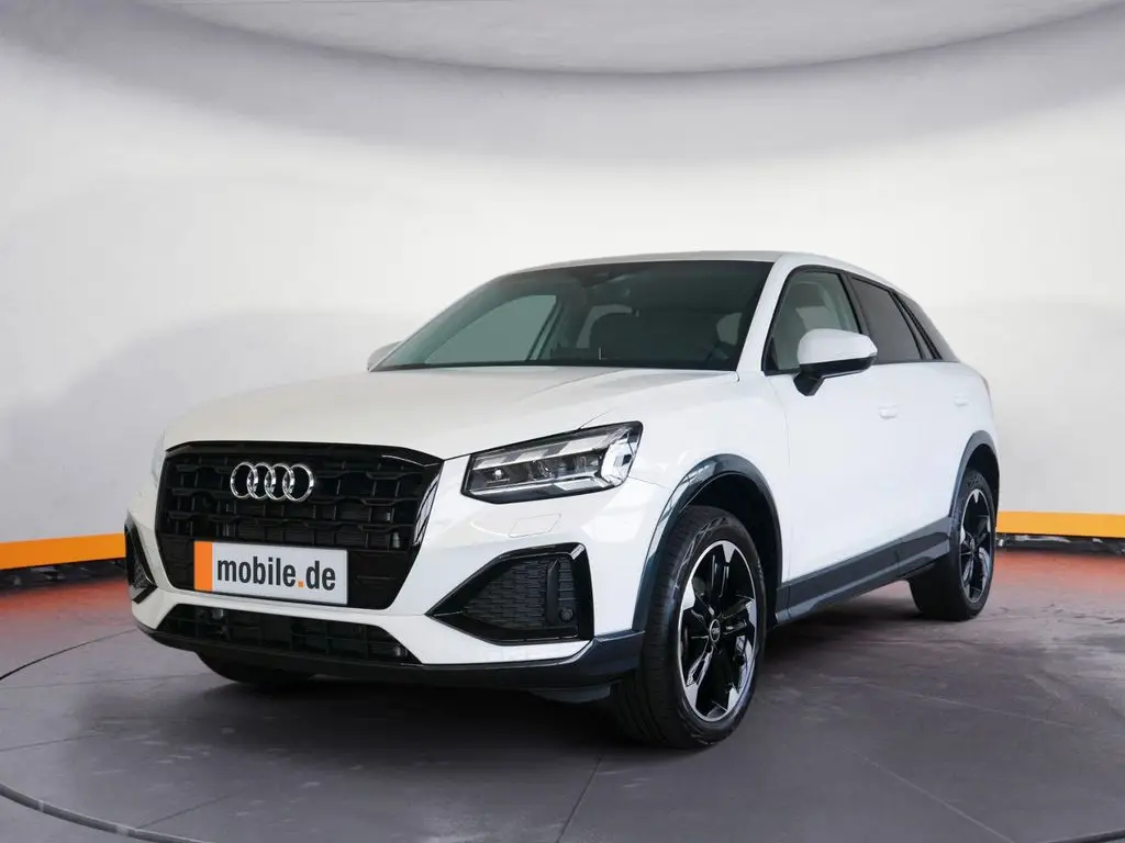 Photo 1 : Audi Q2 2024 Diesel