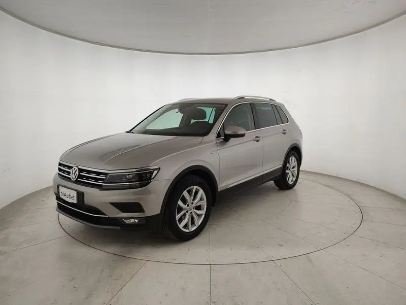 Photo 1 : Volkswagen Tiguan 2019 Diesel