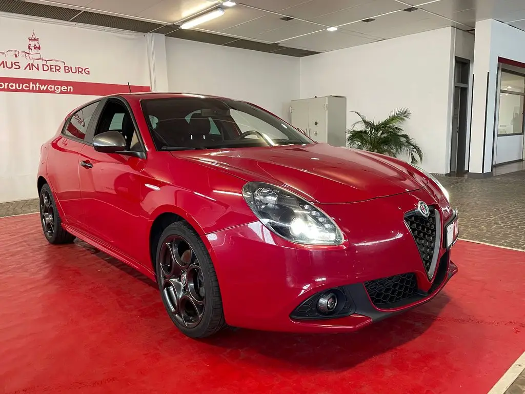 Photo 1 : Alfa Romeo Giulietta 2018 Petrol