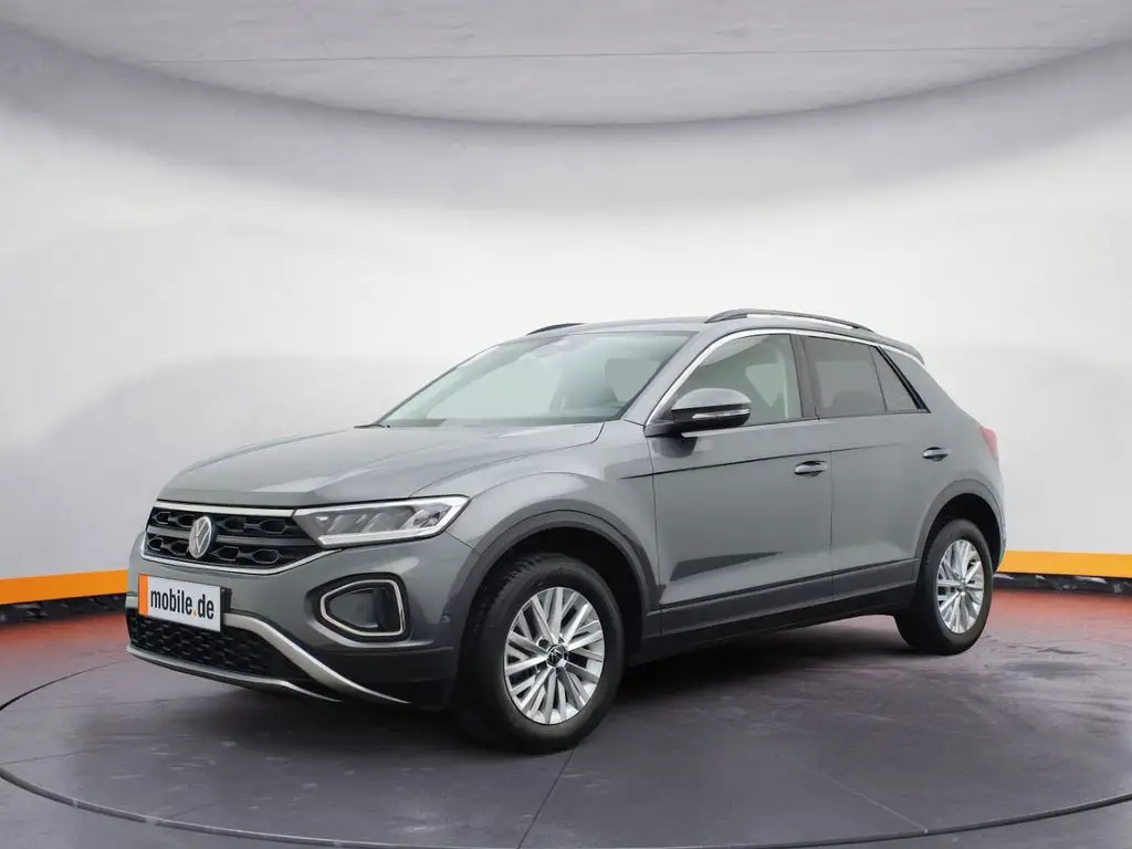 Photo 1 : Volkswagen T-roc 2024 Petrol