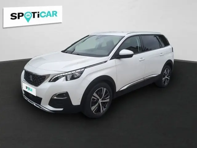 Photo 1 : Peugeot 5008 2017 Diesel