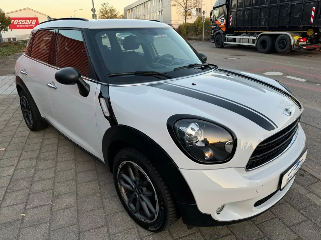 Photo 1 : Mini One 2015 Diesel