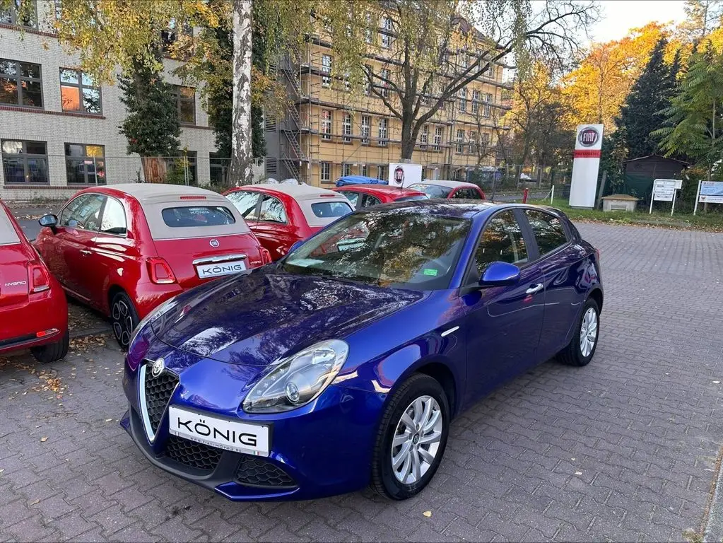 Photo 1 : Alfa Romeo Giulietta 2021 Petrol