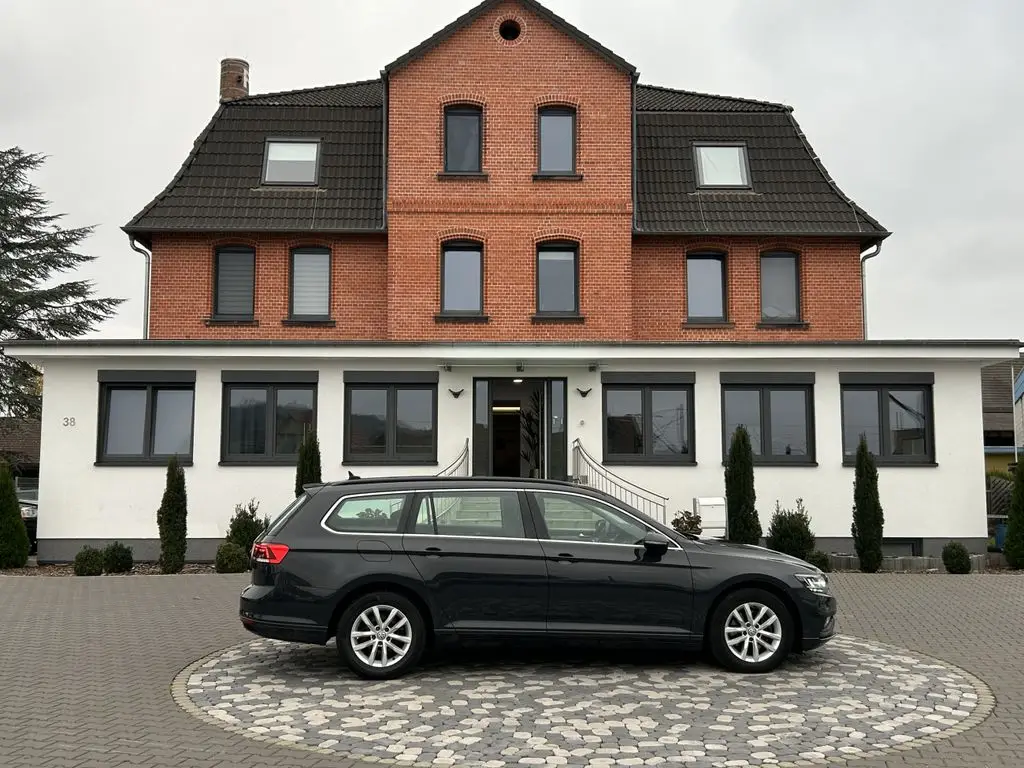 Photo 1 : Volkswagen Passat 2020 Diesel