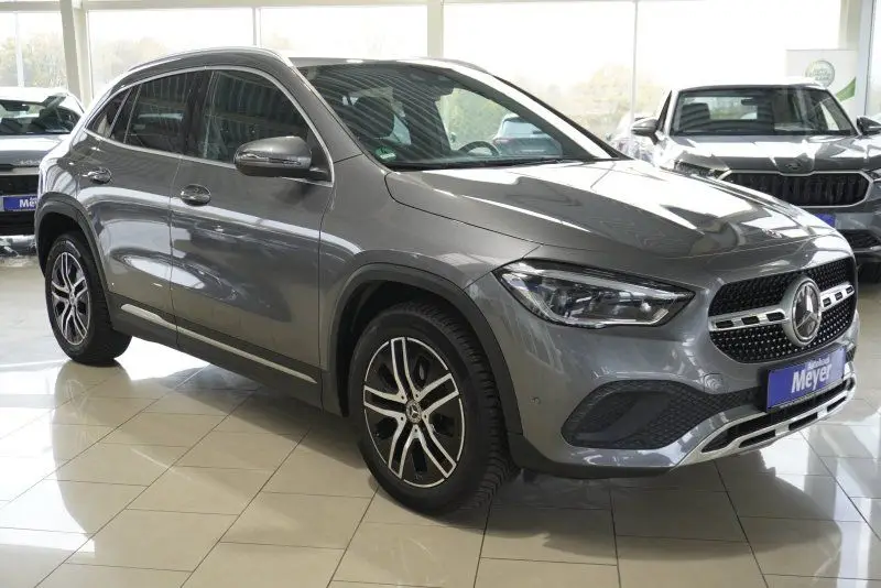 Photo 1 : Mercedes-benz Classe Gla 2020 Petrol