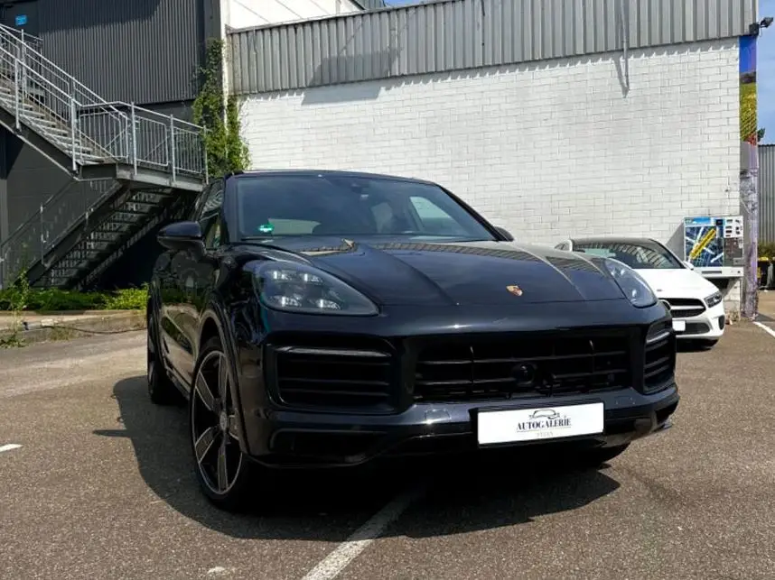 Photo 1 : Porsche Cayenne 2019 Essence