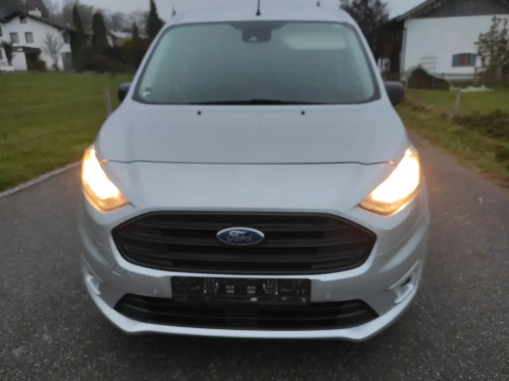 Photo 1 : Ford Tourneo 2021 Diesel