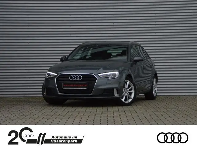 Photo 1 : Audi A3 2018 Diesel