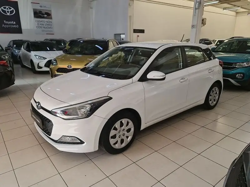 Photo 1 : Hyundai I20 2015 Petrol