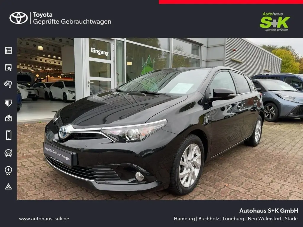 Photo 1 : Toyota Auris 2017 Hybride