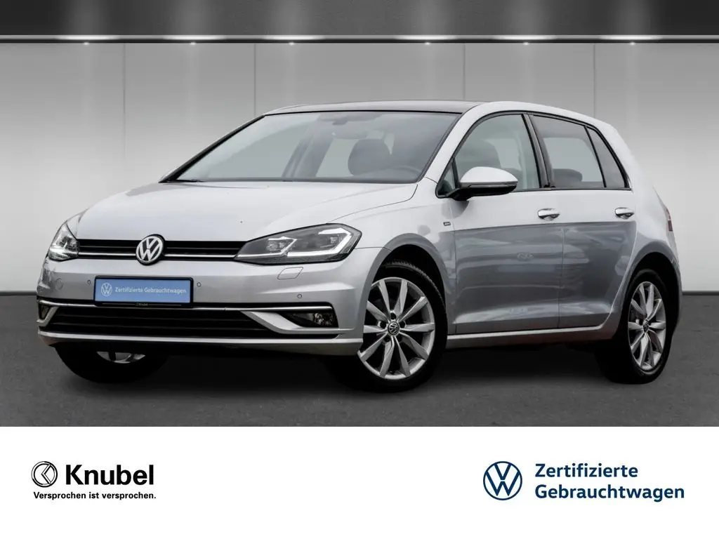 Photo 1 : Volkswagen Golf 2018 Diesel