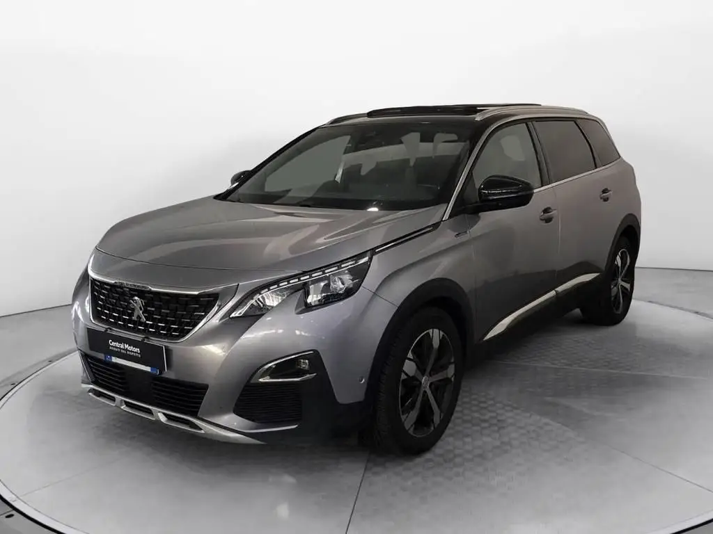 Photo 1 : Peugeot 5008 2017 Diesel