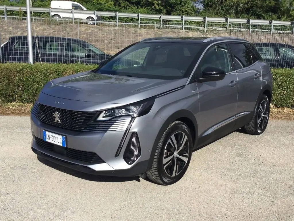 Photo 1 : Peugeot 3008 2023 Diesel