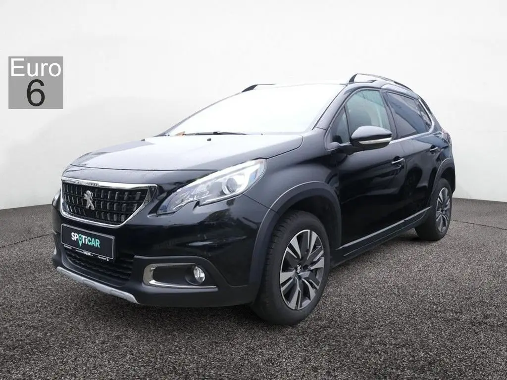 Photo 1 : Peugeot 2008 2018 Petrol