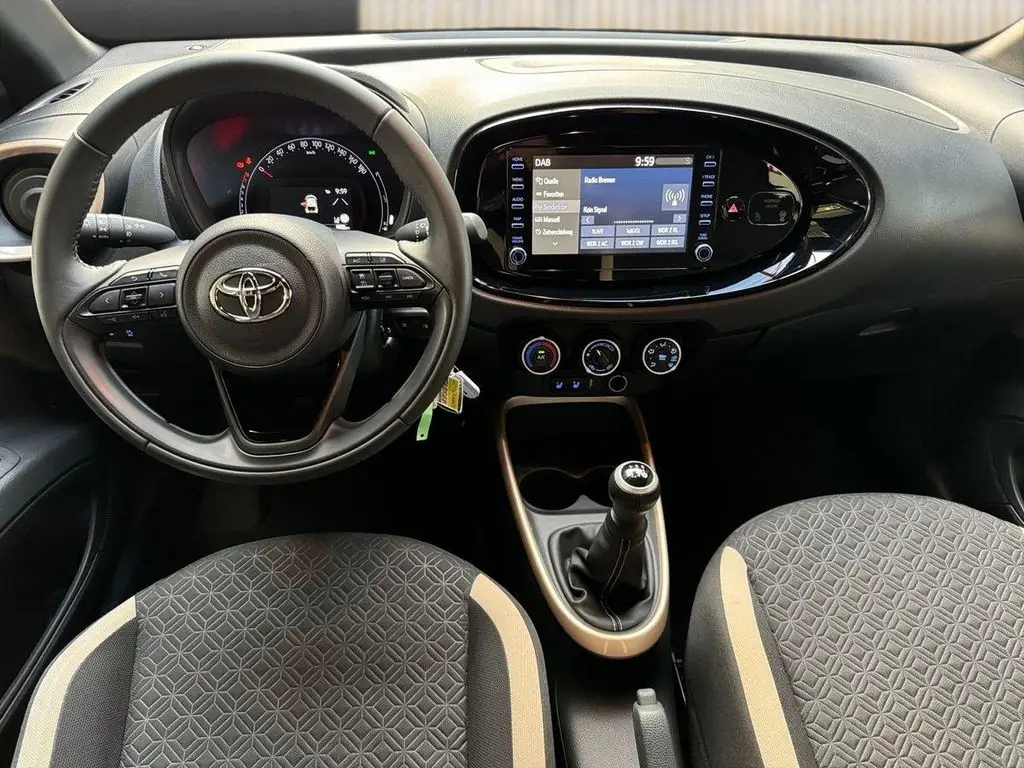 Photo 1 : Toyota Aygo X 2023 Petrol