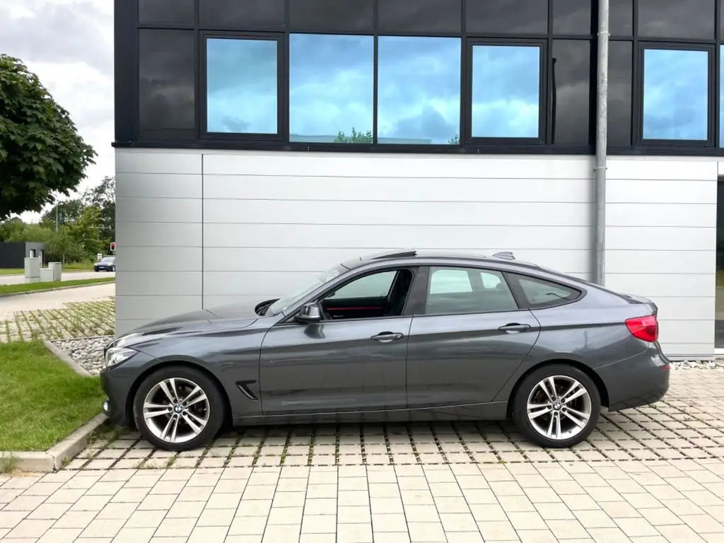 Photo 1 : Bmw Serie 3 2018 Diesel