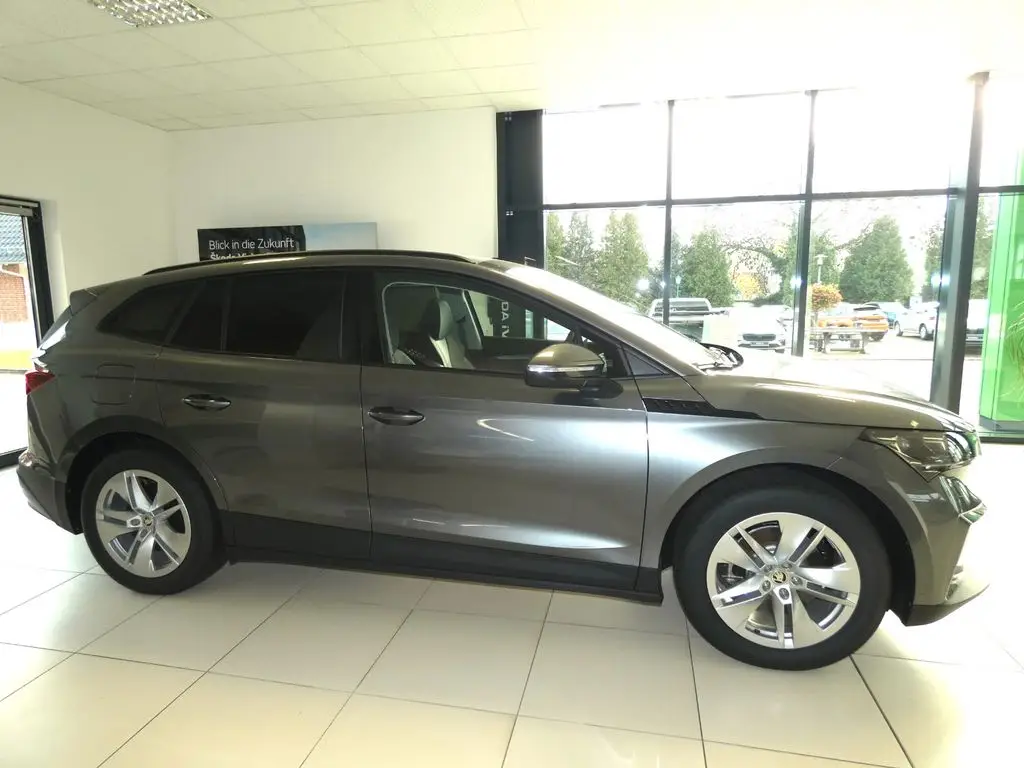 Photo 1 : Skoda Enyaq 2024 Non renseigné