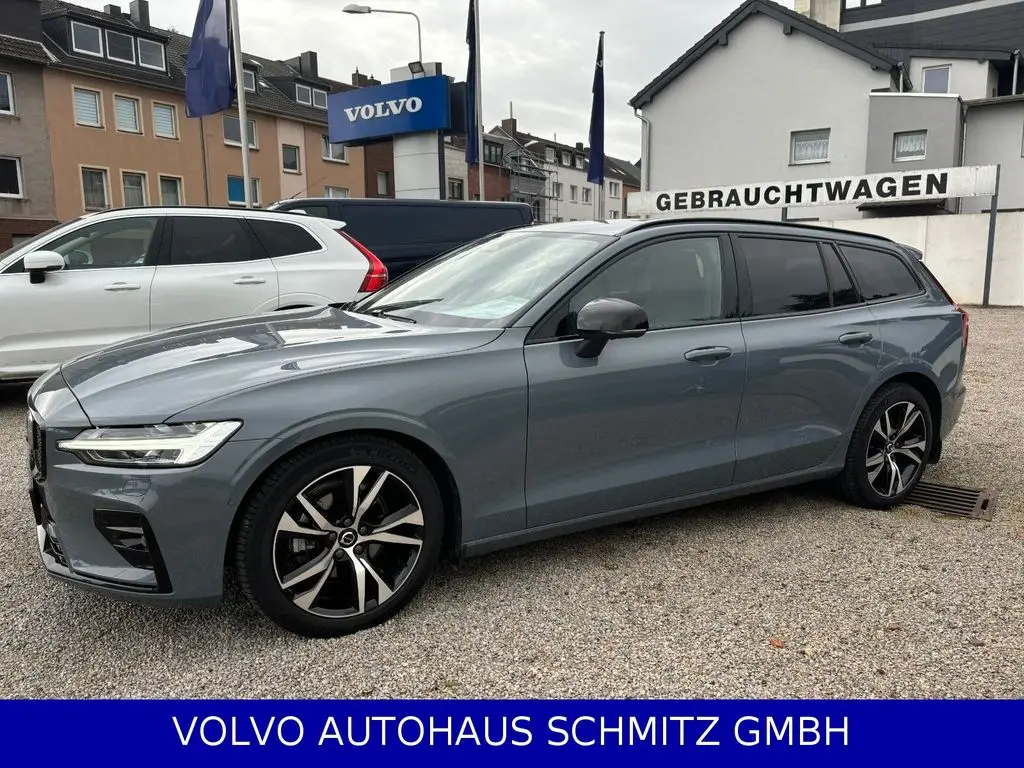 Photo 1 : Volvo V60 2024 Diesel