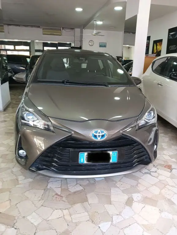 Photo 1 : Toyota Yaris 2019 Hybride