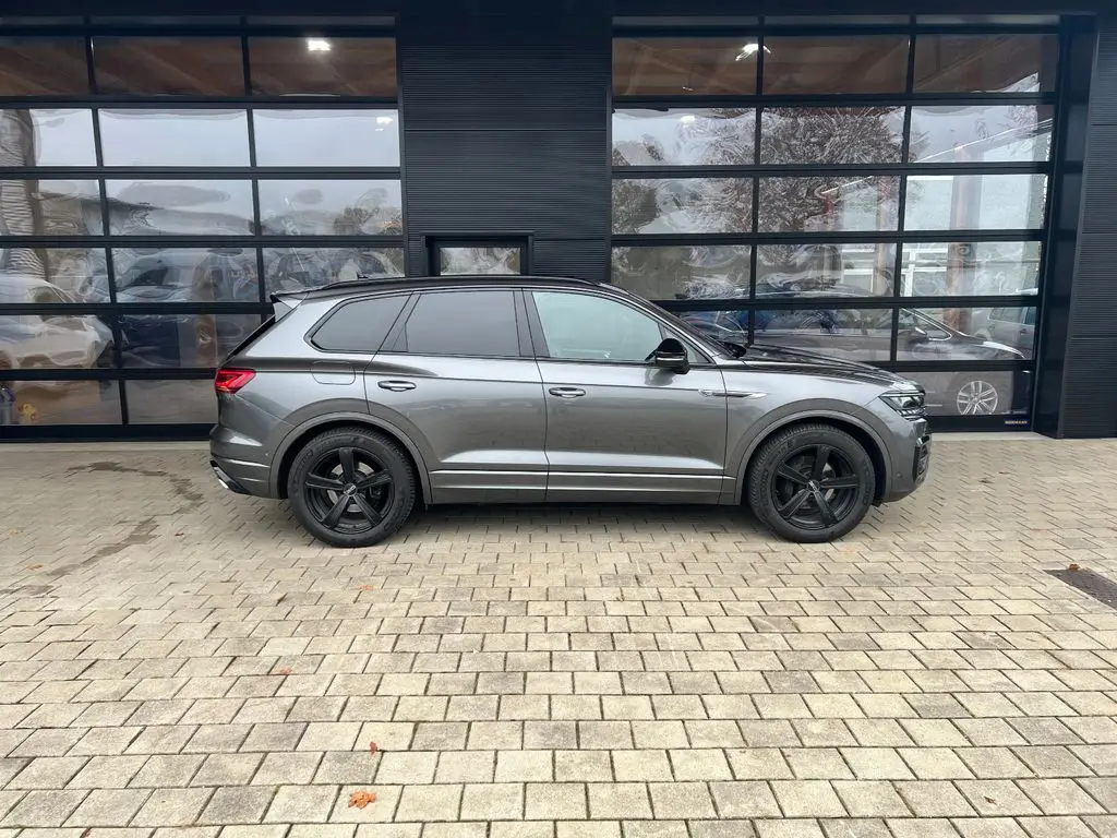 Photo 1 : Volkswagen Touareg 2022 Diesel