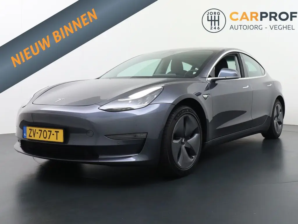 Photo 1 : Tesla Model 3 2019 Non renseigné