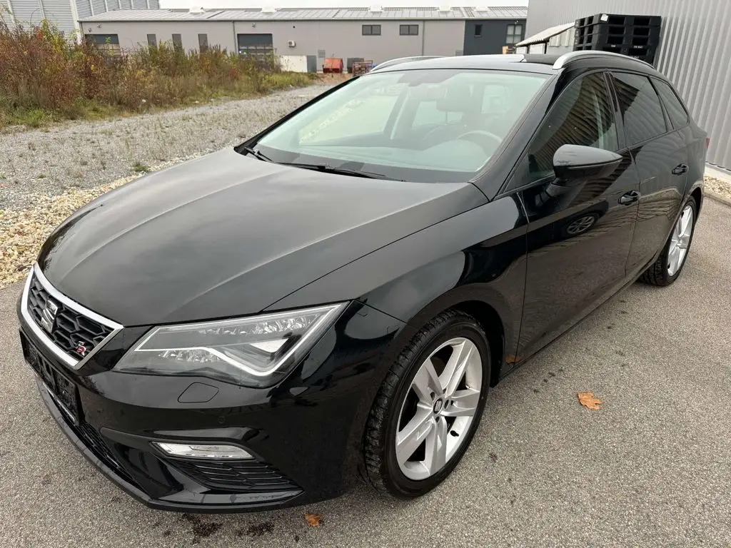 Photo 1 : Seat Leon 2019 Petrol