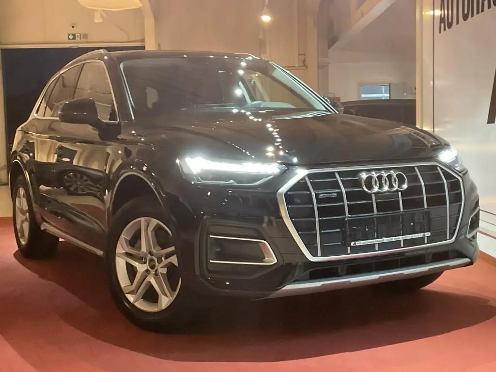 Photo 1 : Audi Q5 2023 Diesel