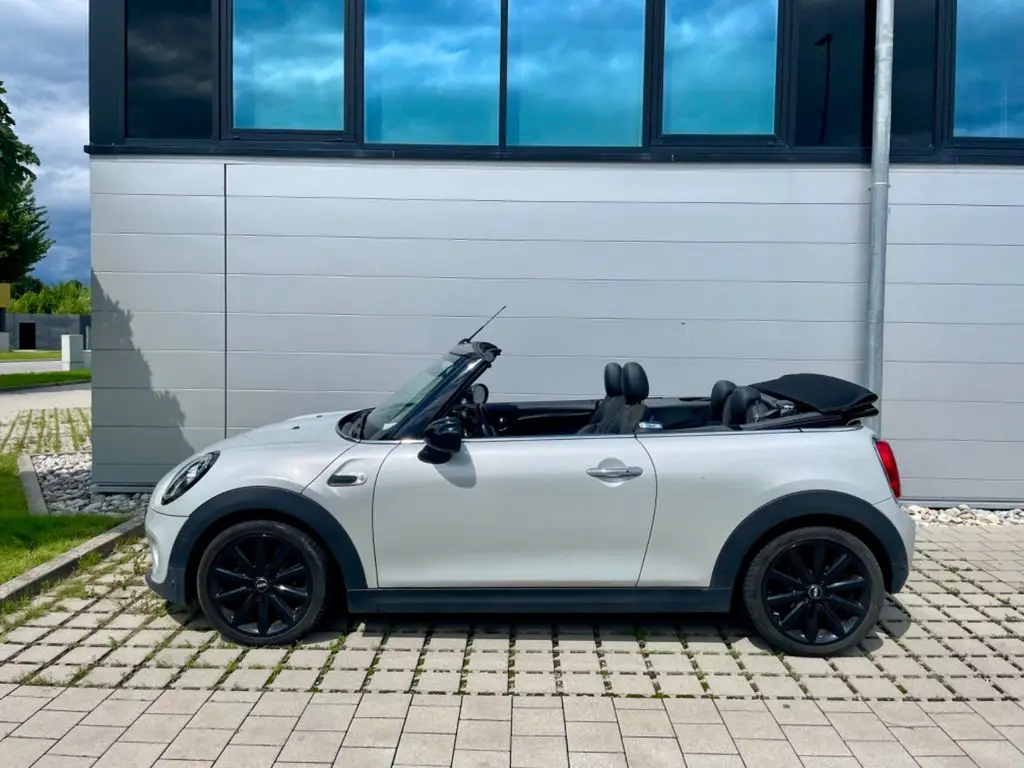 Photo 1 : Mini Cooper 2019 Petrol