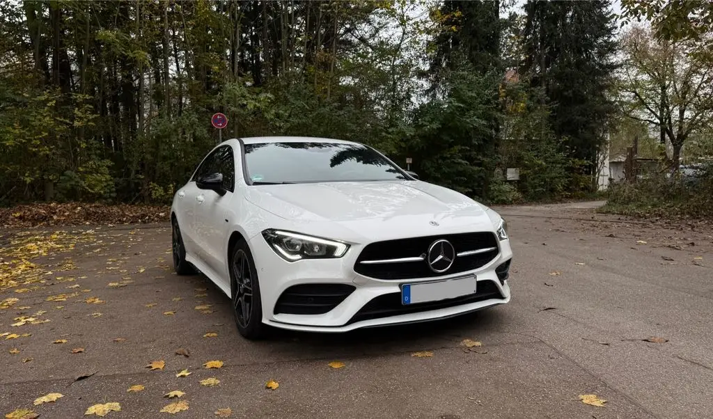 Photo 1 : Mercedes-benz Classe Cla 2021 Petrol