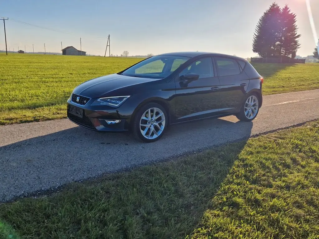 Photo 1 : Seat Leon 2015 Petrol