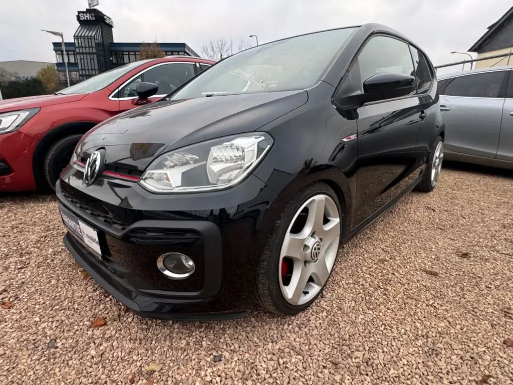 Photo 1 : Volkswagen Up! 2018 Petrol