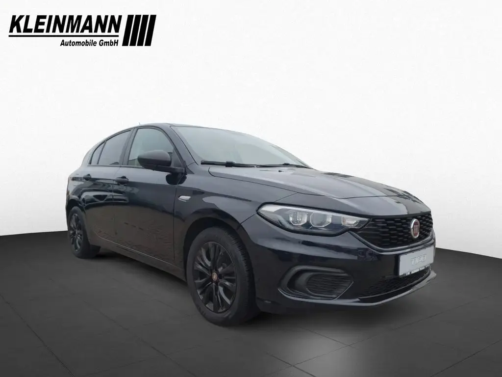 Photo 1 : Fiat Tipo 2019 Petrol