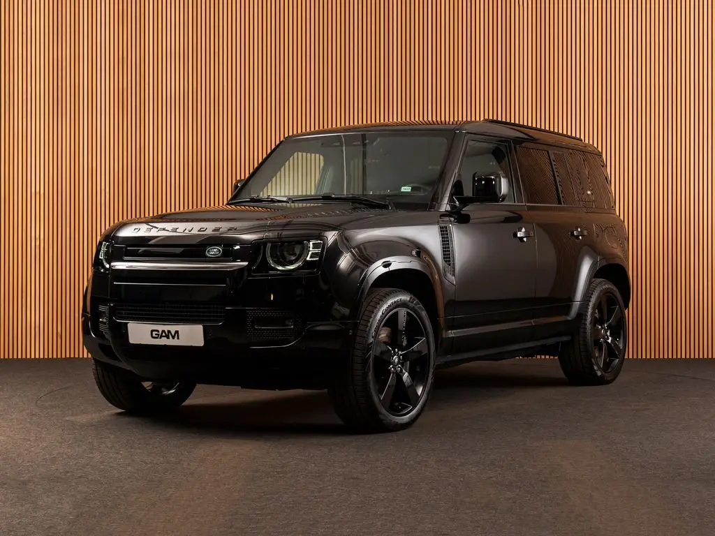 Photo 1 : Land Rover Defender 2024 Hybrid