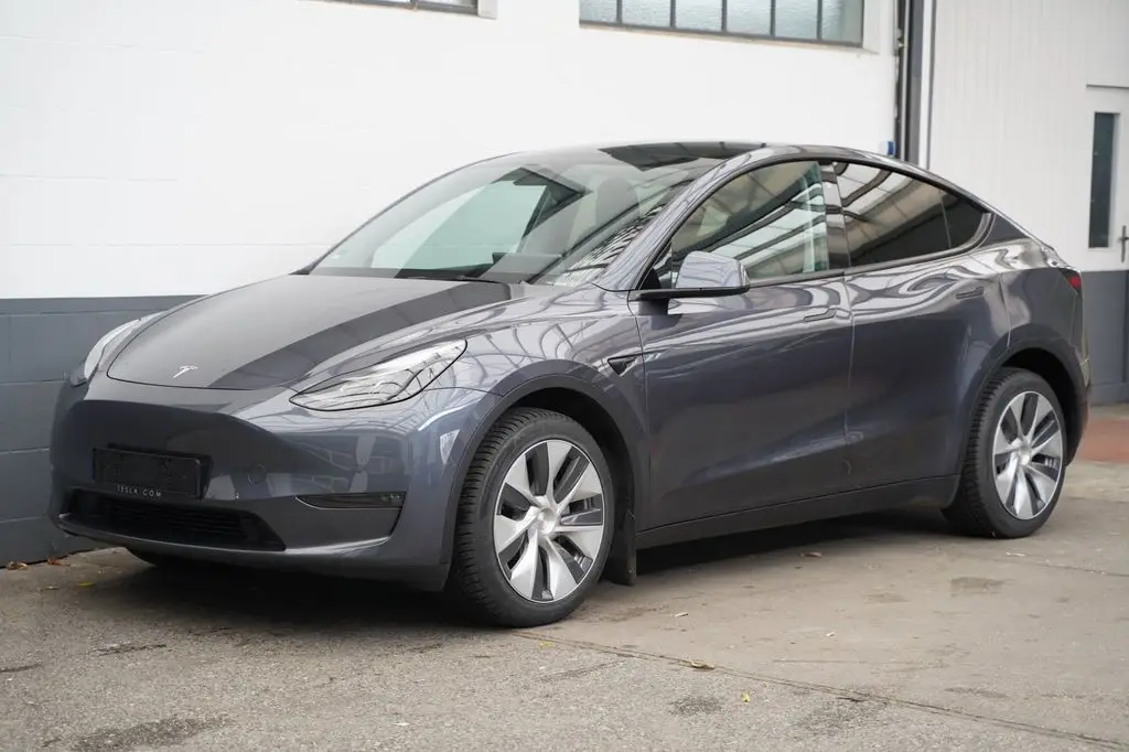 Photo 1 : Tesla Model Y 2023 Not specified