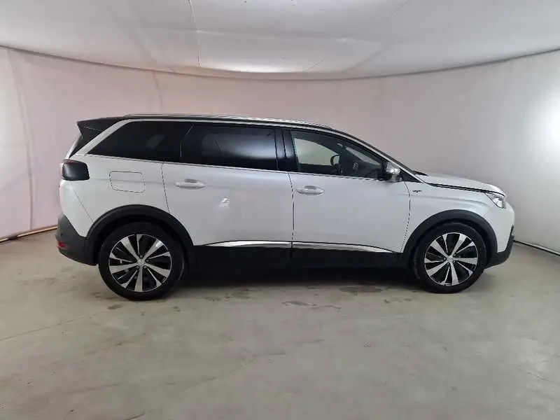 Photo 1 : Peugeot 5008 2018 Diesel