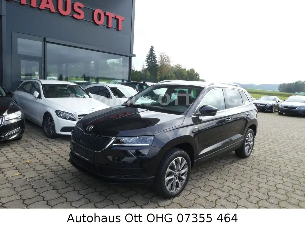 Photo 1 : Skoda Karoq 2021 Essence