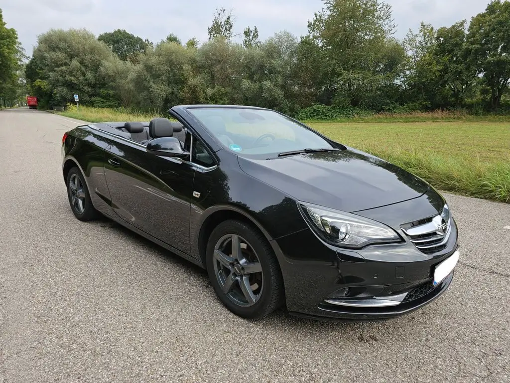 Photo 1 : Opel Cascada 2015 Diesel