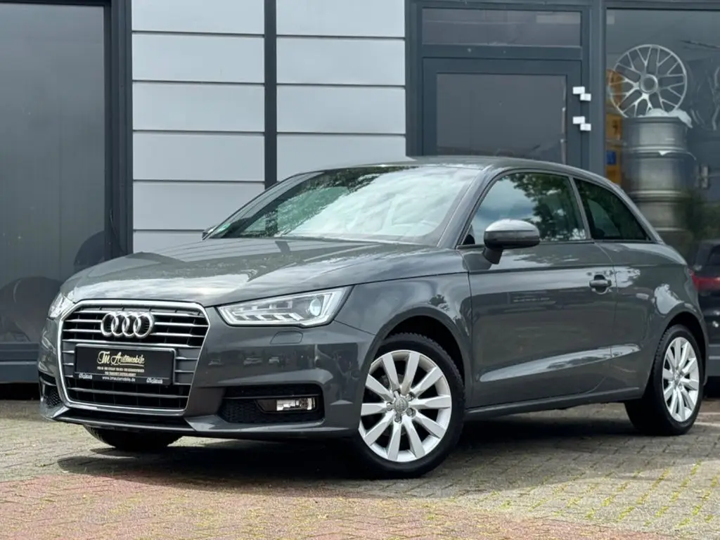 Photo 1 : Audi A1 2017 Petrol