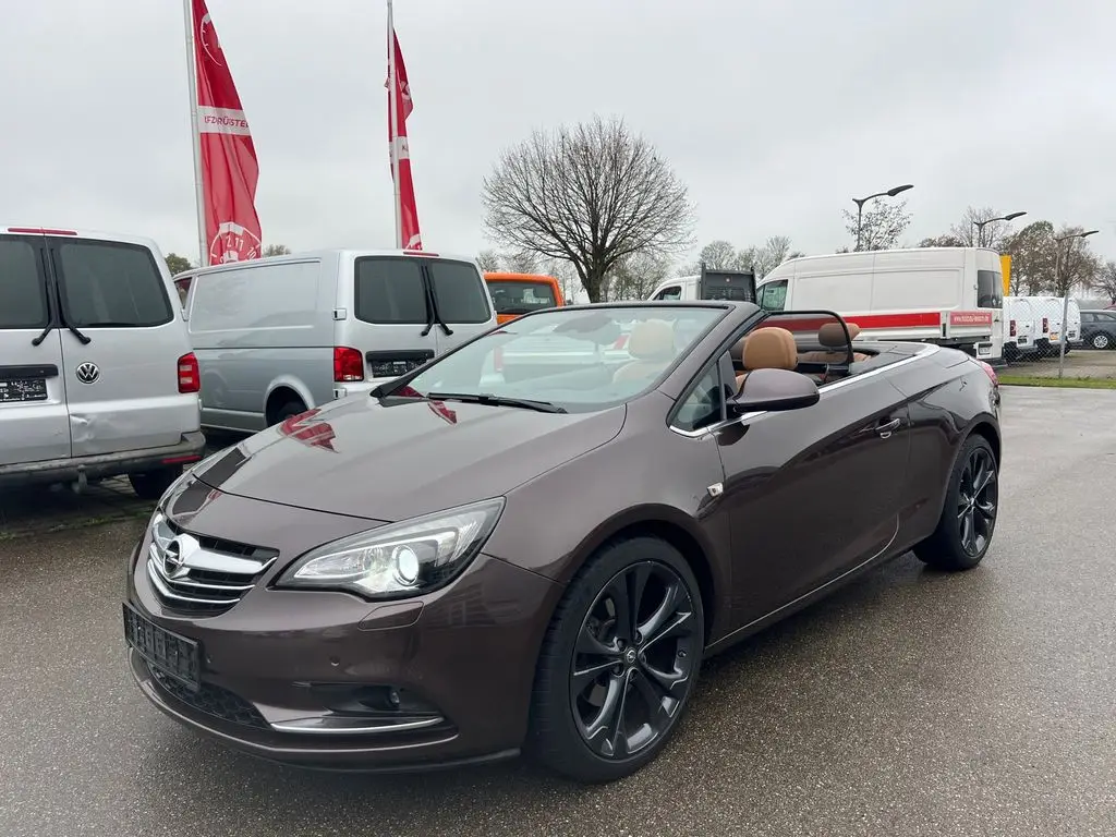 Photo 1 : Opel Cascada 2016 Diesel