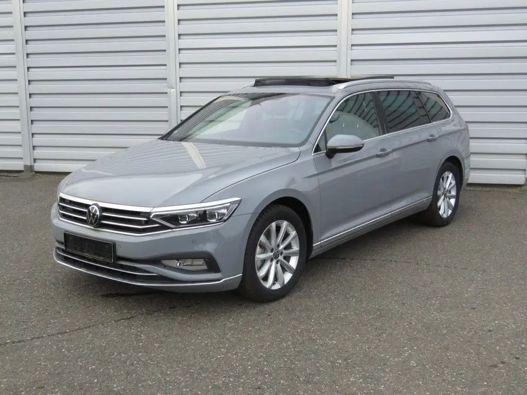 Photo 1 : Volkswagen Passat 2023 Diesel