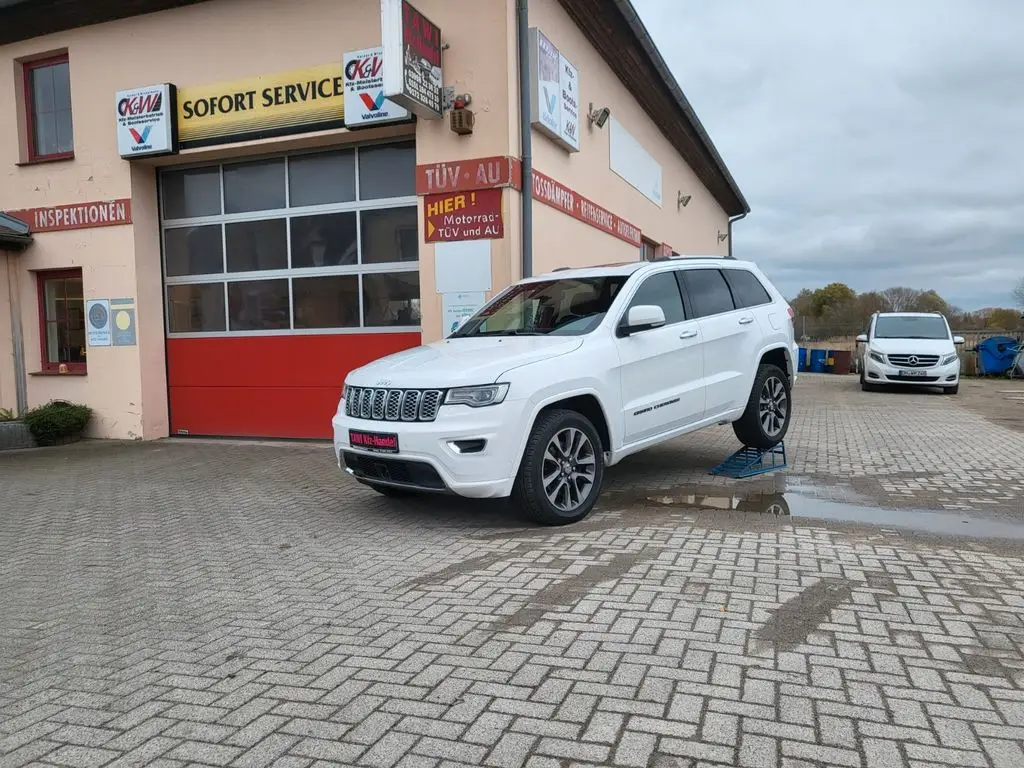 Photo 1 : Jeep Grand Cherokee 2018 Diesel