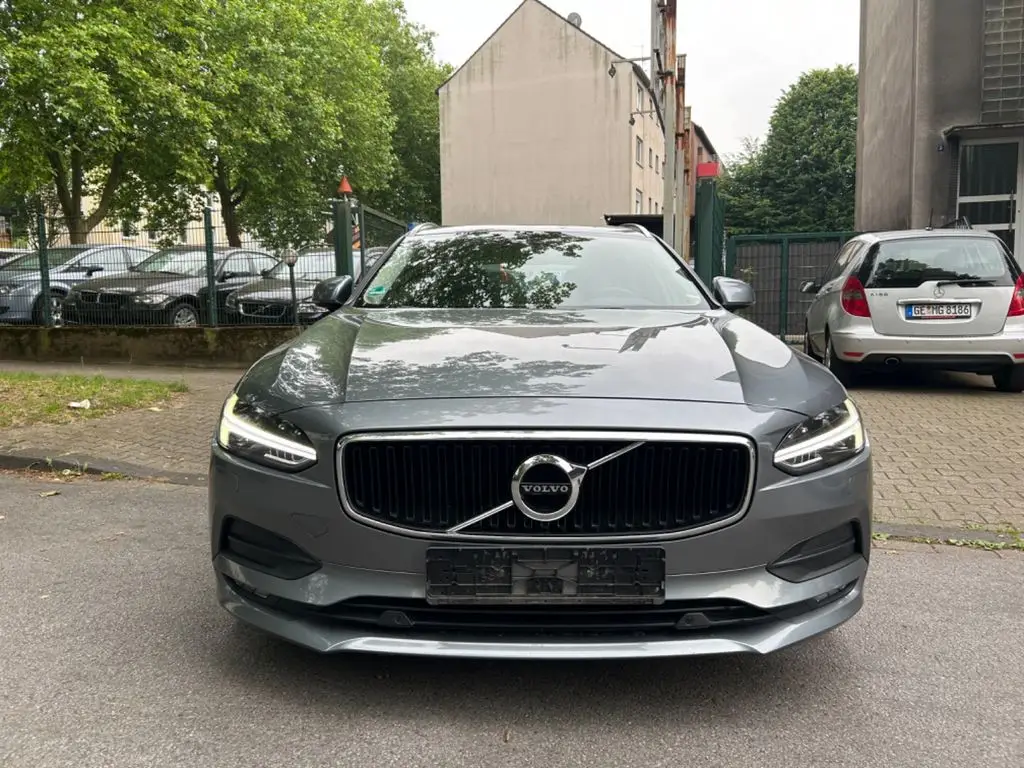 Photo 1 : Volvo V90 2018 Essence