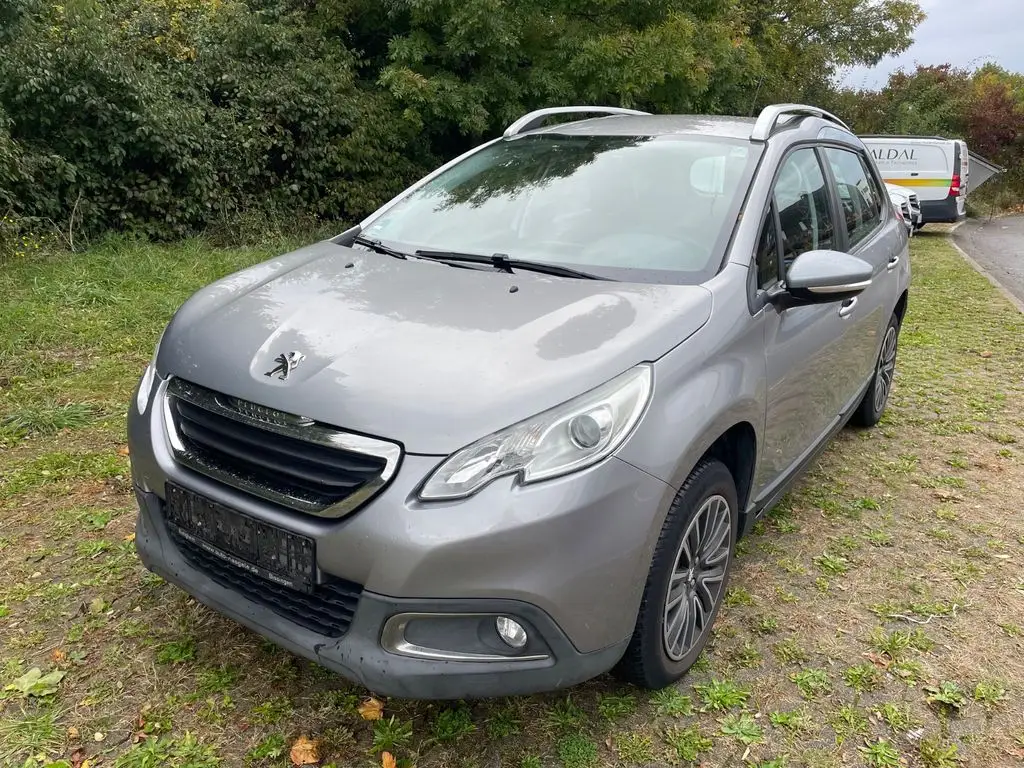 Photo 1 : Peugeot 2008 2015 Essence