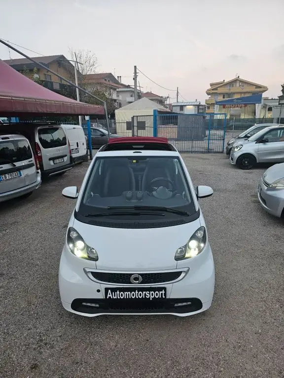 Photo 1 : Smart Fortwo 2015 Petrol