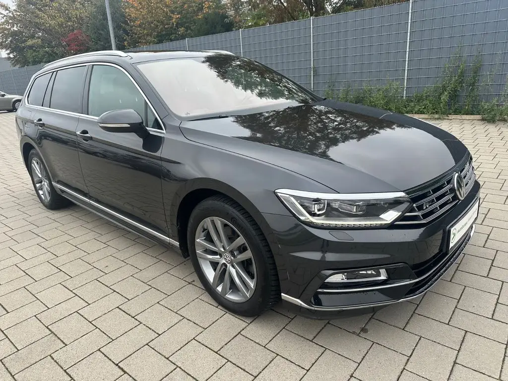 Photo 1 : Volkswagen Passat 2018 Diesel